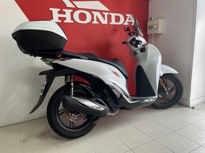HONDA SH 125 4