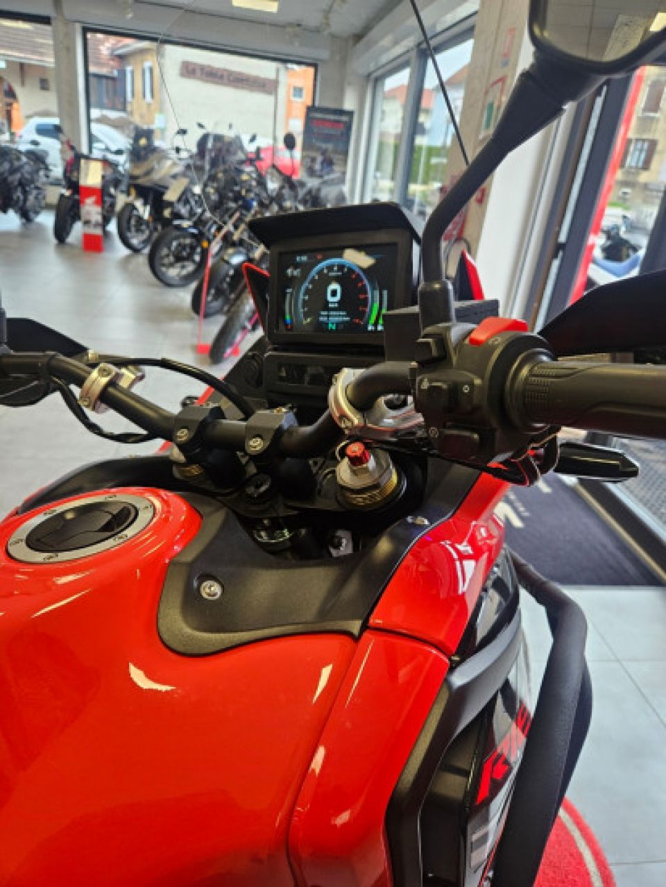 RIEJU AVENTURA 500 4