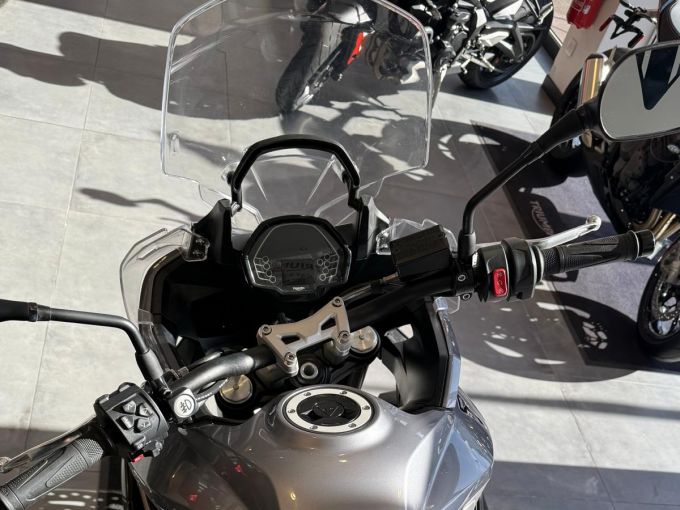 TRIUMPH TIGER 800 4
