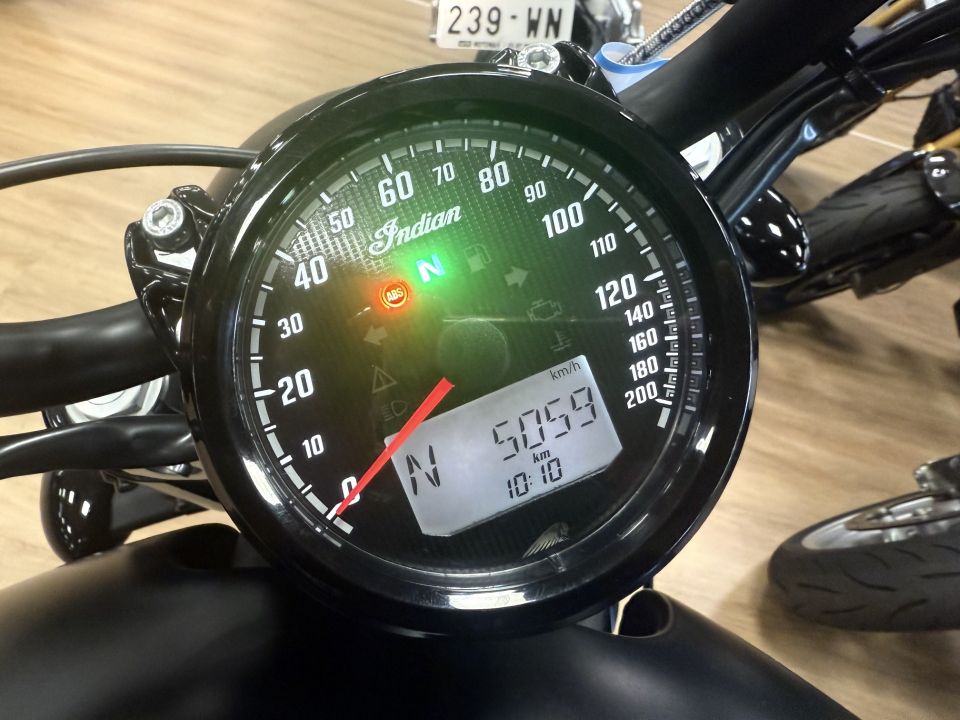 INDIAN SCOUT BOBBER 1200 4