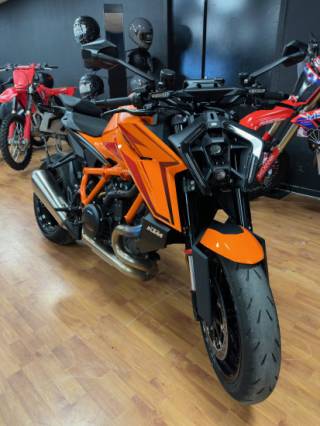 KTM 1390 SUPER DUKE R 2024 - 2024