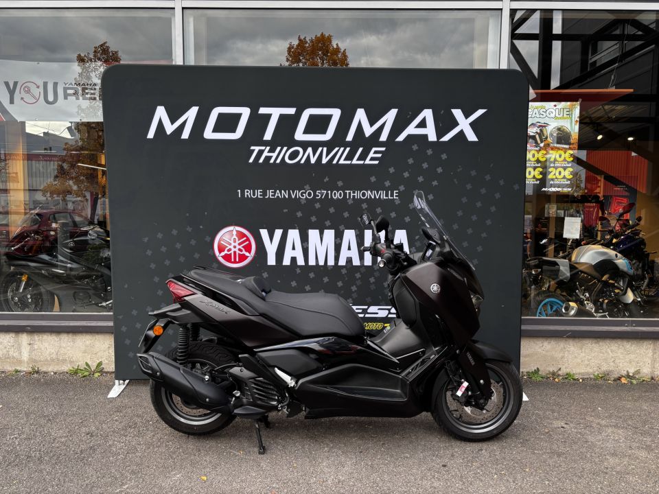 YAMAHA XMAX 125 TECH MAX + 4