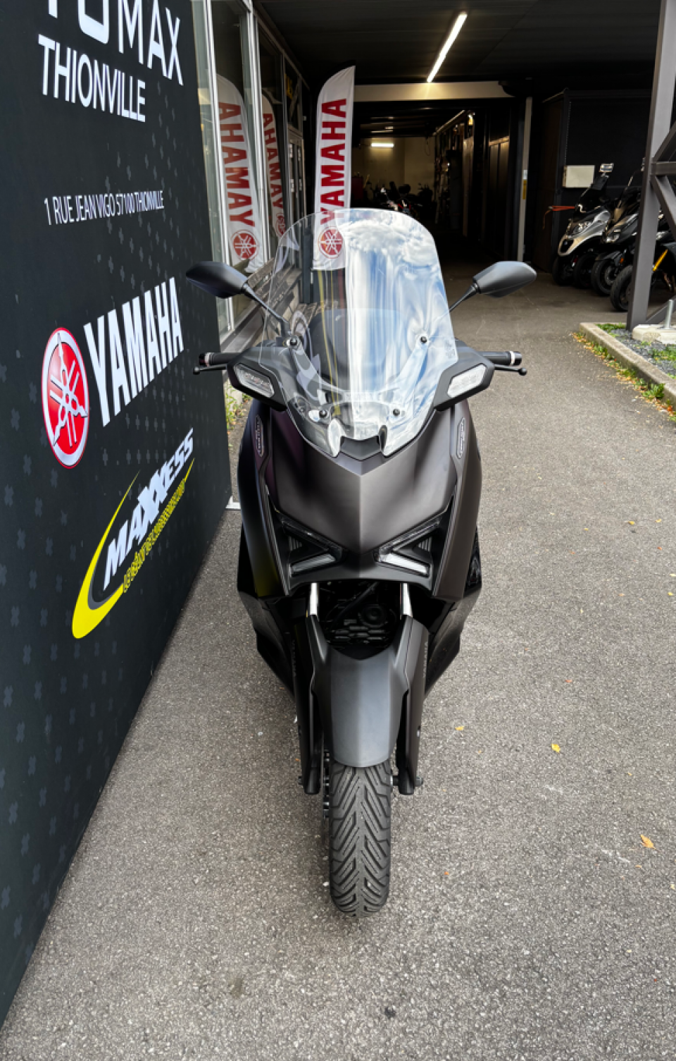 YAMAHA XMAX 125 TECH MAX + 4