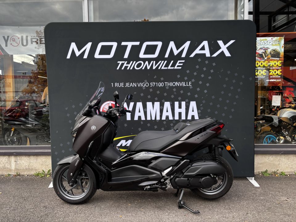 YAMAHA XMAX 125 TECH MAX + 4