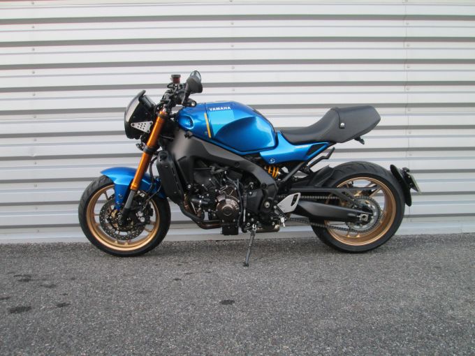 YAMAHA XSR 900 ABS 4