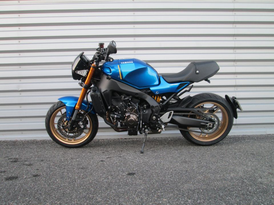 YAMAHA XSR 900 ABS 4
