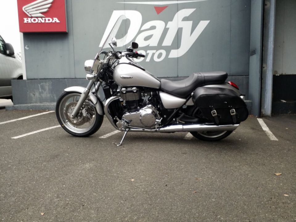 TRIUMPH THUNDERBIRD ABS 1600 4