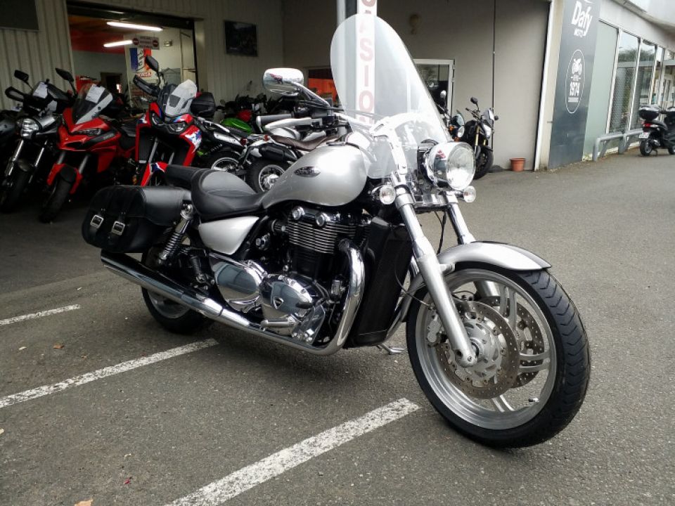 TRIUMPH THUNDERBIRD ABS 1600 4