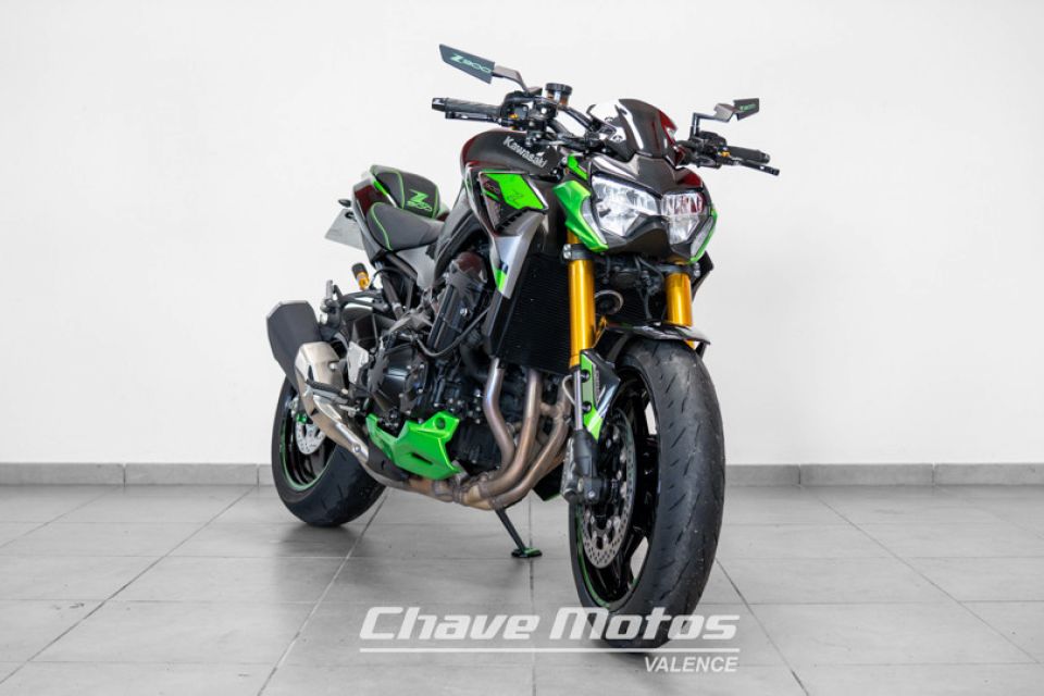 KAWASAKI Z900 SE 4