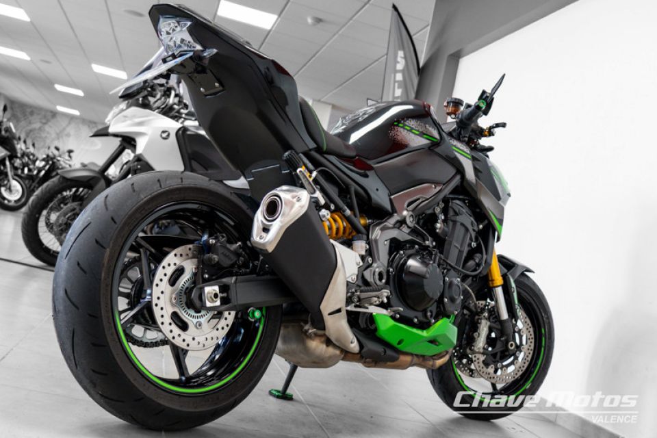 KAWASAKI Z900 SE 4