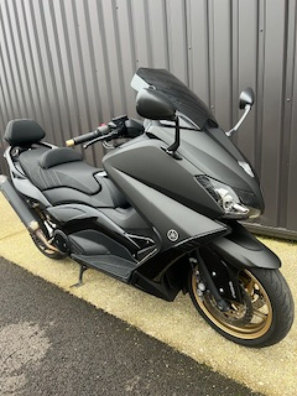 YAMAHA XP T-MAX 530 ABS BLACK MAX 4