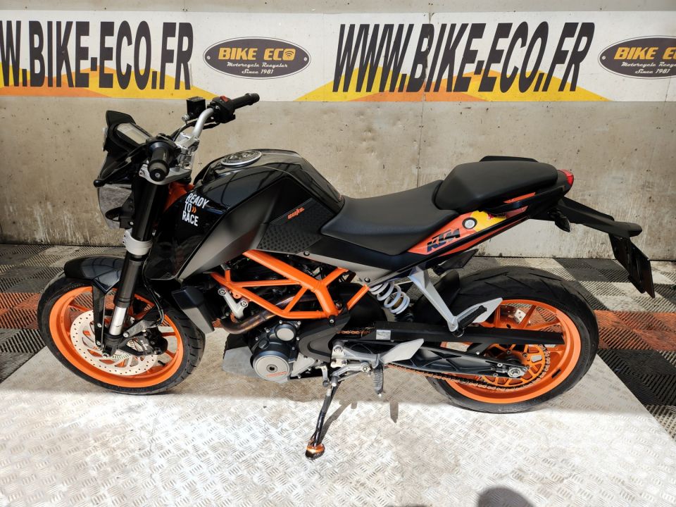 KTM 390 DUKE 4