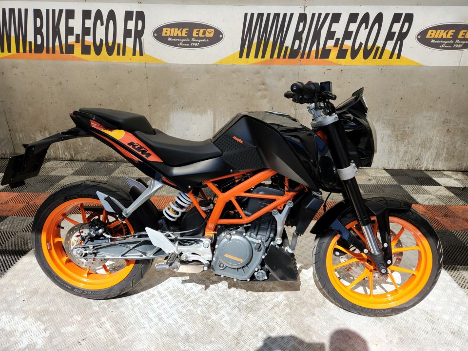KTM 390 DUKE 4