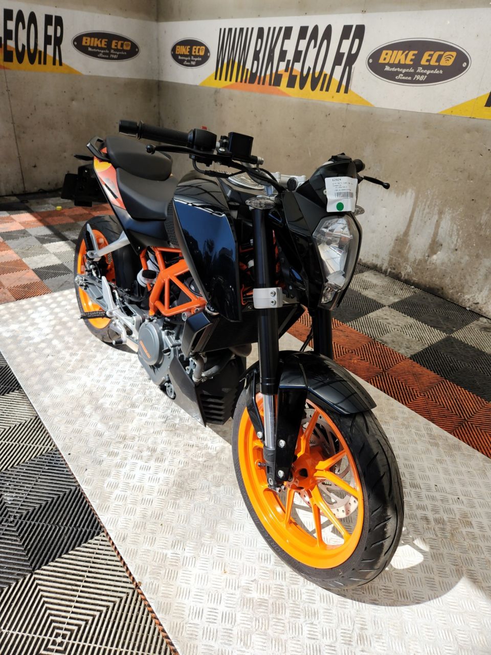 KTM 390 DUKE 4