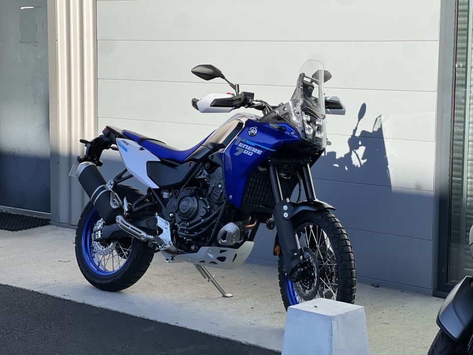 YAMAHA XTZ TENERE 700 4