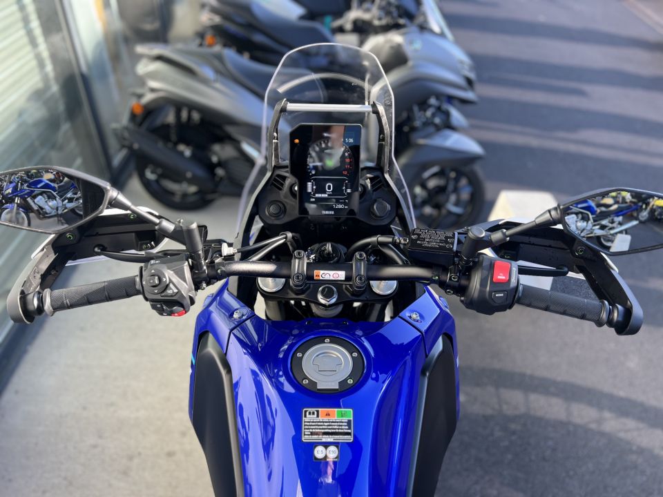 YAMAHA XTZ TENERE 700 4