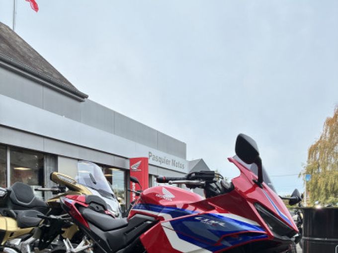 HONDA CBR500R 4