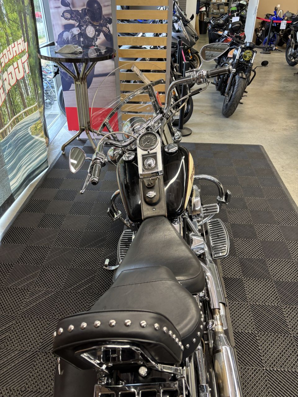 HARLEY-DAVIDSON SOFTAIL HERITAGE 1340 4