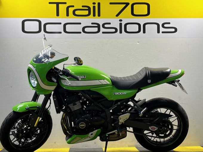 KAWASAKI Z 900 RS 4