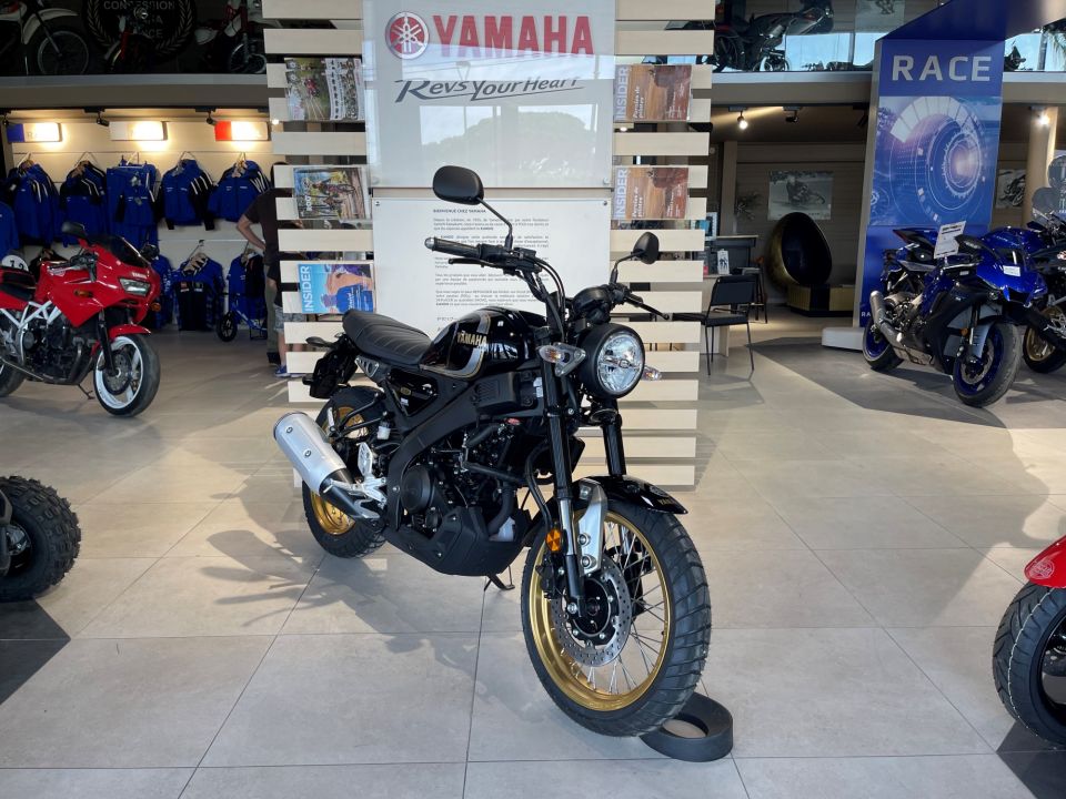 YAMAHA XSR 125 LEGACY  DE DIRECTION 92€/MOIS* HISTORIC BLACK !! GTIE 5 ANS 4