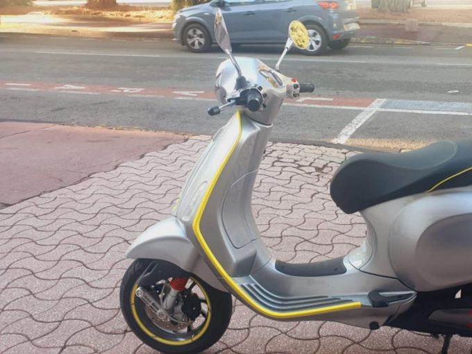 VESPA PRIMAVERA ELETTRICA 70 4