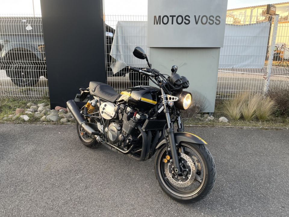 YAMAHA XJR 1300 4