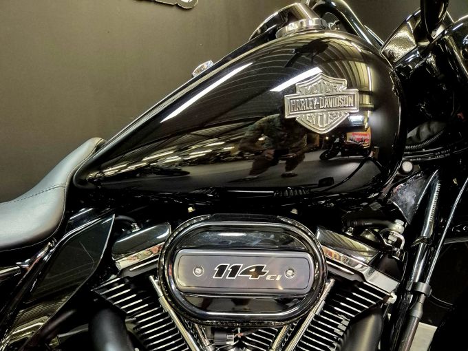 HARLEY-DAVIDSON TOURING ROAD KING 1868 SPECIAL 4