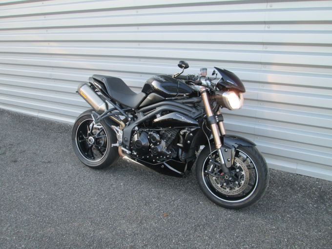 TRIUMPH SPEED TRIPLE 1050 4