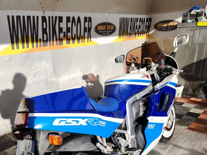 SUZUKI GSX-R 1100 4