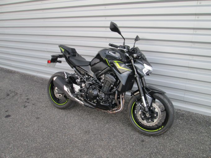 KAWASAKI Z900 SE 4