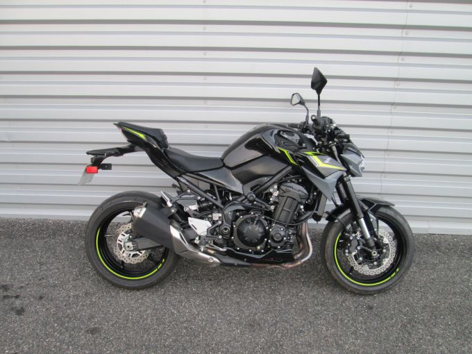 KAWASAKI Z900 SE 4