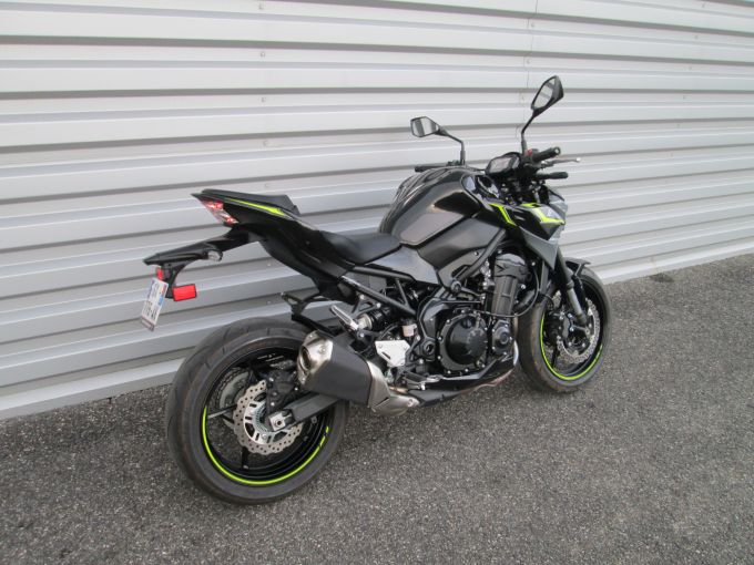 KAWASAKI Z900 SE 4