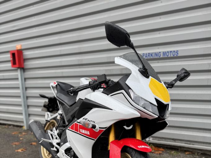YAMAHA R125 World GP 60th Anniversary 4