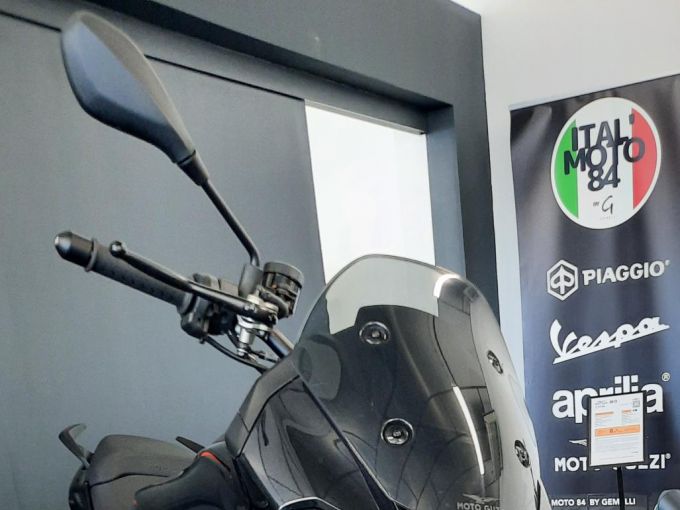 MOTO GUZZI V100  MANDELLO 4