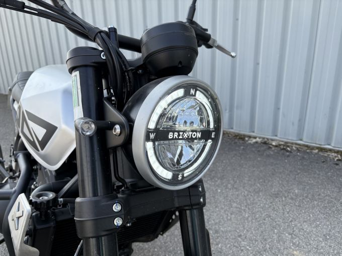 BRIXTON MOTORCYCLES Crossfire 500 4