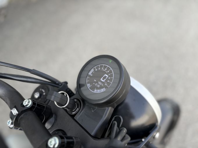 BRIXTON MOTORCYCLES Crossfire 500 4