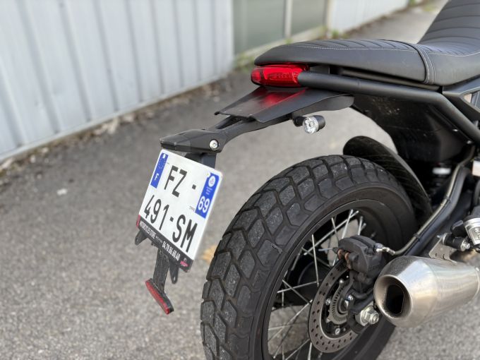 BRIXTON MOTORCYCLES Crossfire 500 4