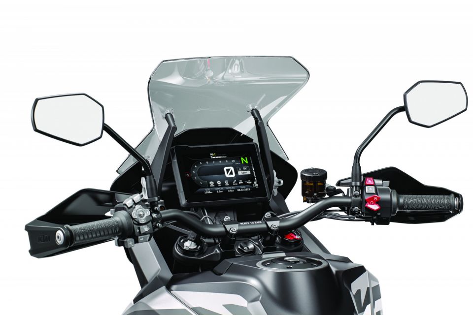 KTM 1290 SUPER ADVENTURE S 4