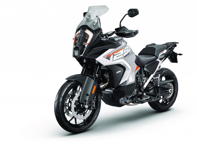 KTM 1290 SUPER ADVENTURE S 4