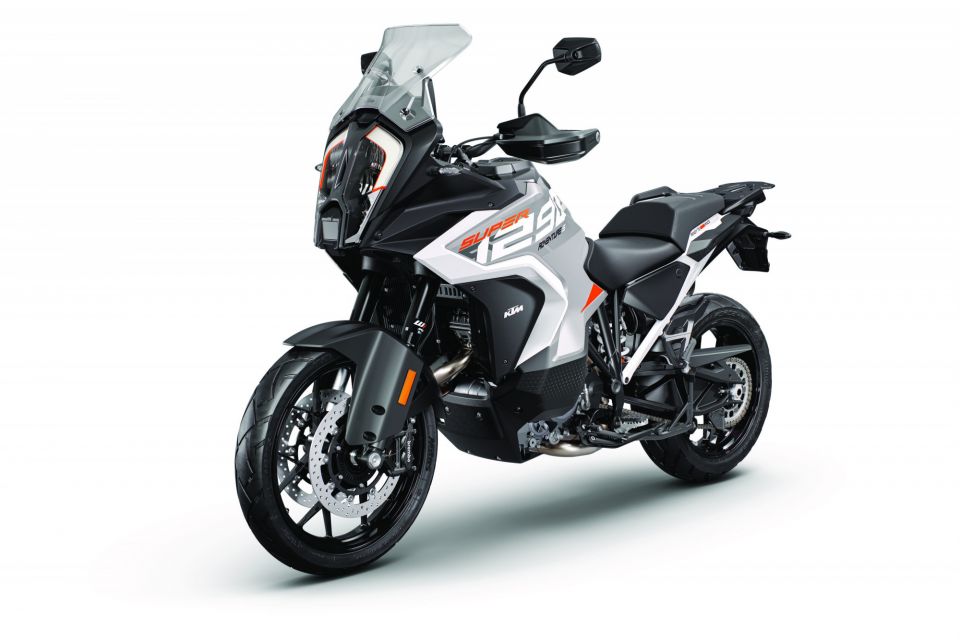 KTM 1290 SUPER ADVENTURE S 4