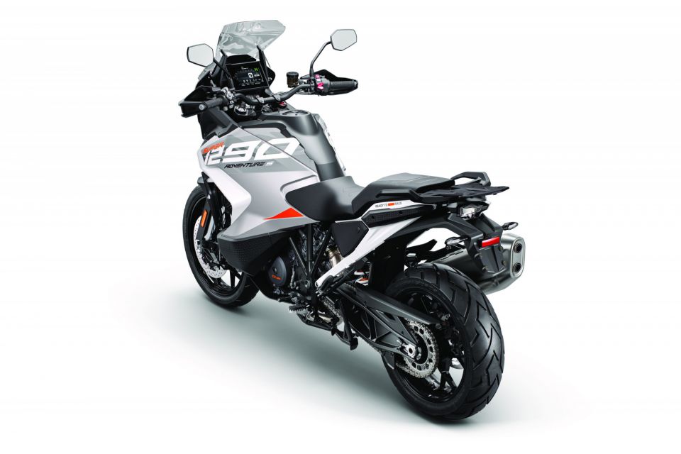 KTM 1290 SUPER ADVENTURE S 4