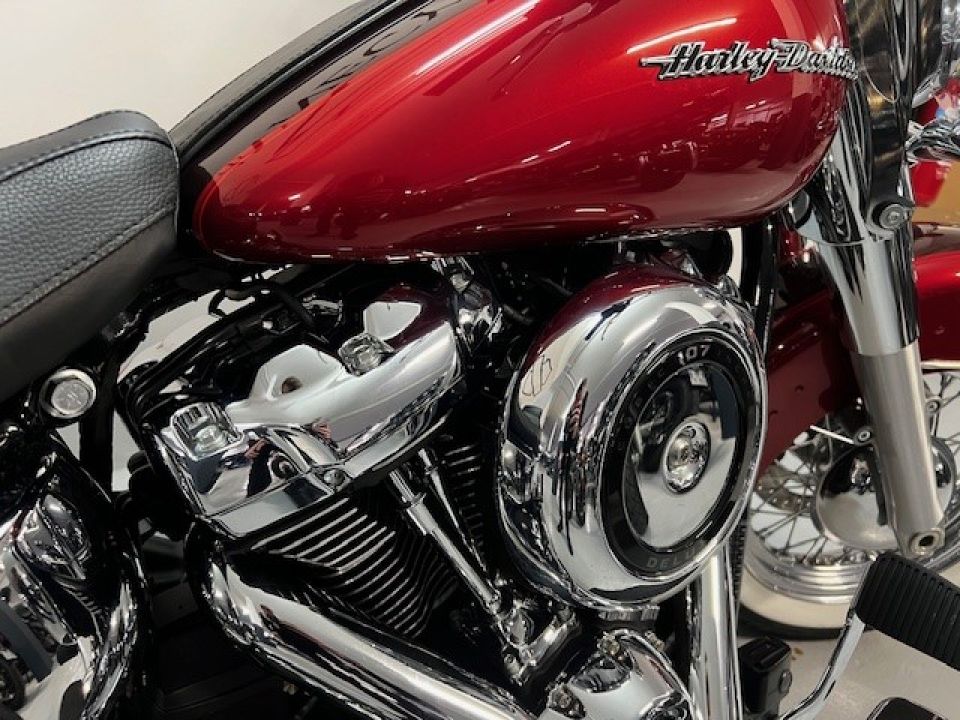 HARLEY-DAVIDSON SOFTAIL DELUXE 1745 4