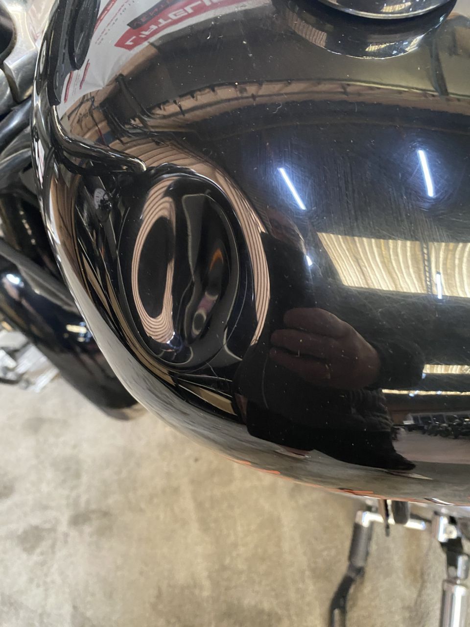 HARLEY-DAVIDSON SPORTSTER 883 4