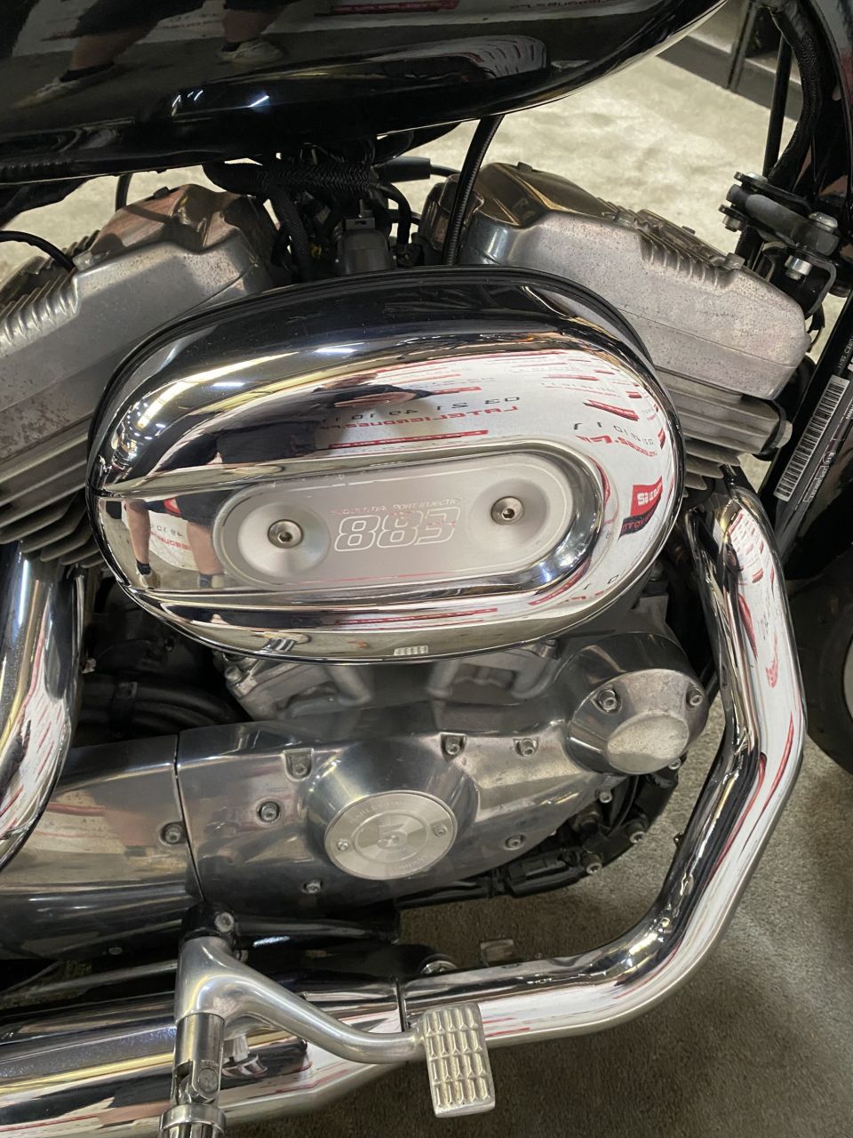 HARLEY-DAVIDSON SPORTSTER 883 4