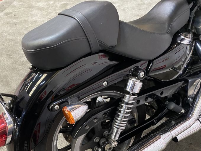 HARLEY-DAVIDSON SPORTSTER 883 4