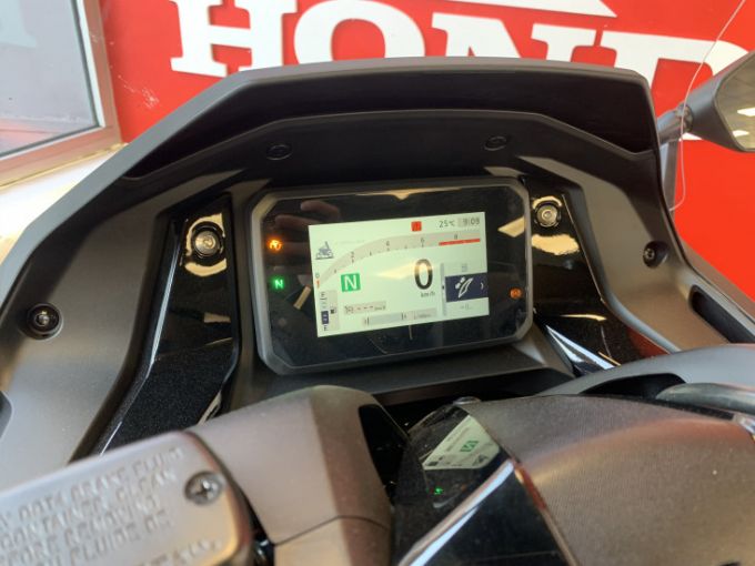 HONDA NSS FORZA 750 4