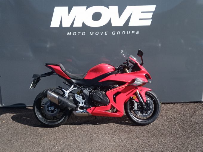 QJ MOTOR SRK 800 RR 4