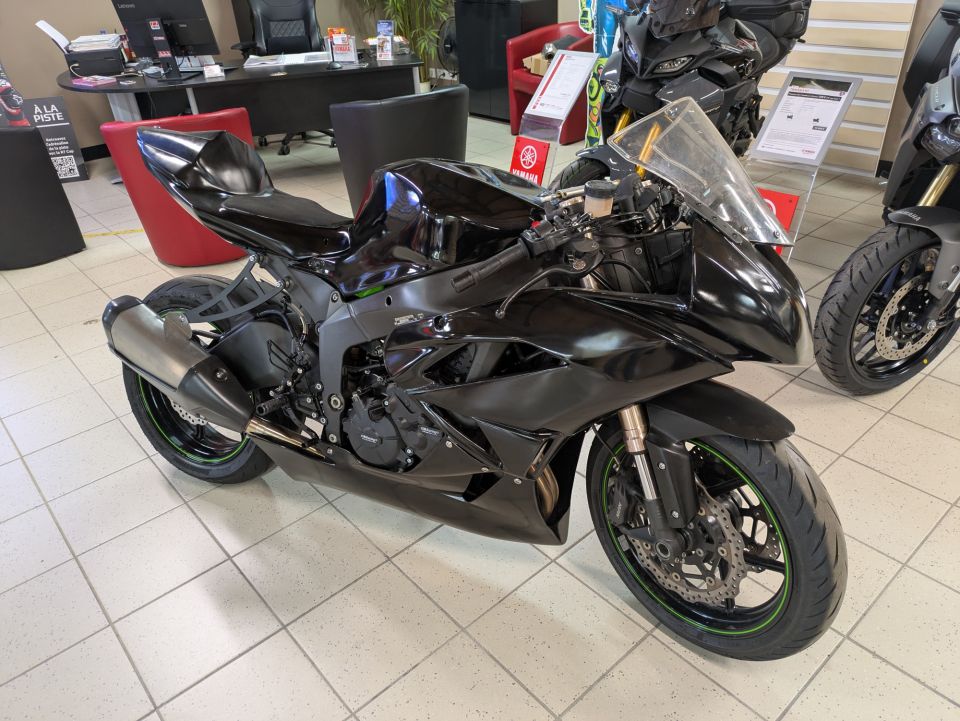 KAWASAKI ZX-6R 636 4