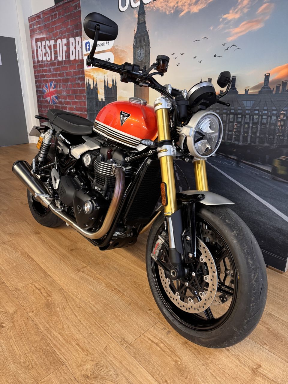 TRIUMPH SPEED TWIN 1200 4