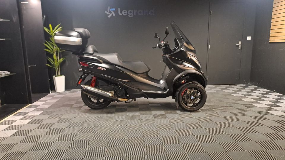 PIAGGIO MP3 500 HPE SPORT ABS/ASR 4